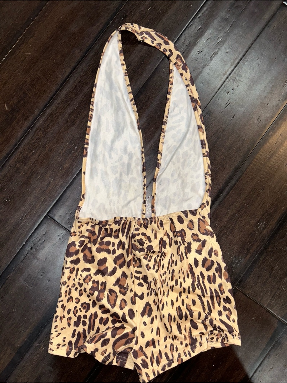 New XXS Shein Alexandranx Leopard Print Plunge Halter Romper playsuit jumpsuit - Picture 6 of 7